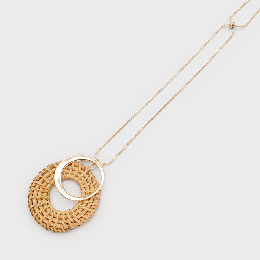 RAFIA AND METAL PENDANT ON CHAIN 1741-TAN